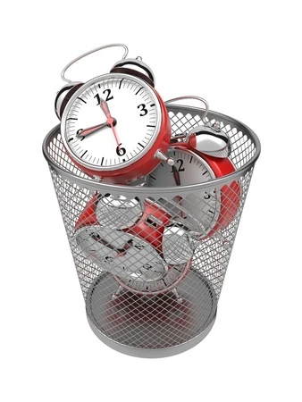 Two big ways that students waste time while studying for exams