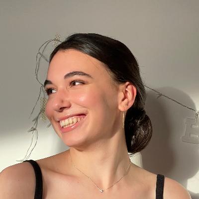 Profile Photo of Lara