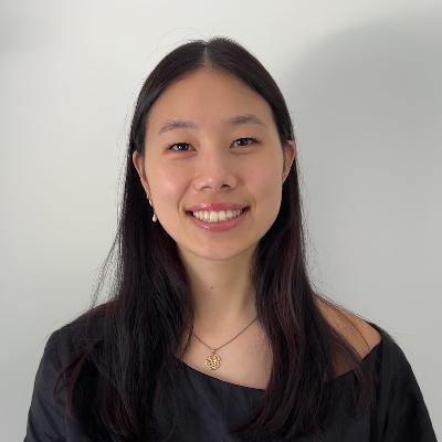 Profile Photo of Genevieve