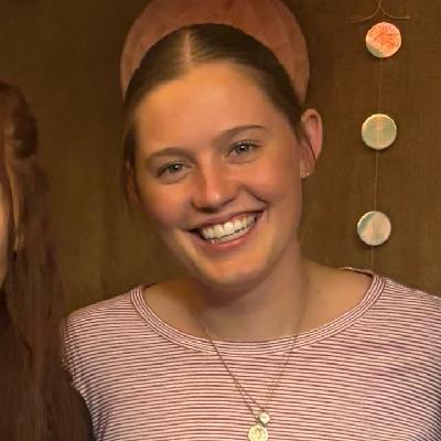 Profile Photo of Zoe