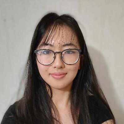 Profile Photo of Ellen