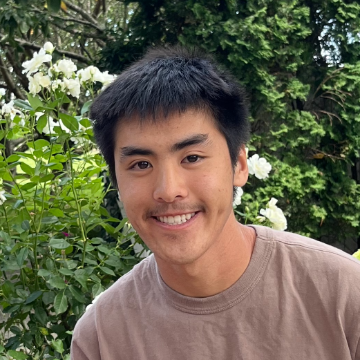 Profile Photo of Simon